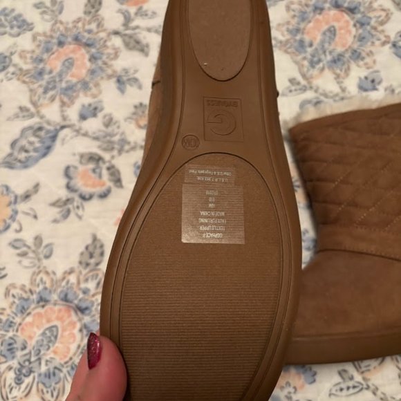 Guess Faux Suede boots - Picture 3 of 3